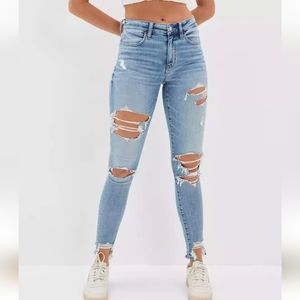 American Eagle Hi-Rise Ripped Jegging